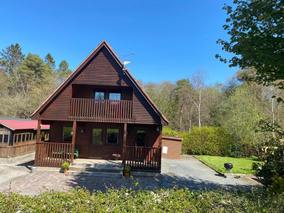 Cosy Lakeside Chalet With Option To Add Private Hot Tub Duneena Bagian luar foto
